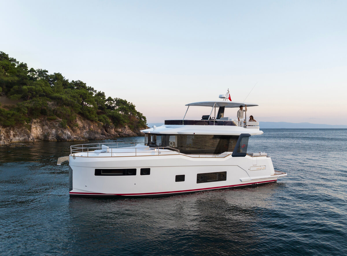 Het Sirena 48 jacht maakt zijn debuut op het 2023 Cannes Yachting Festival